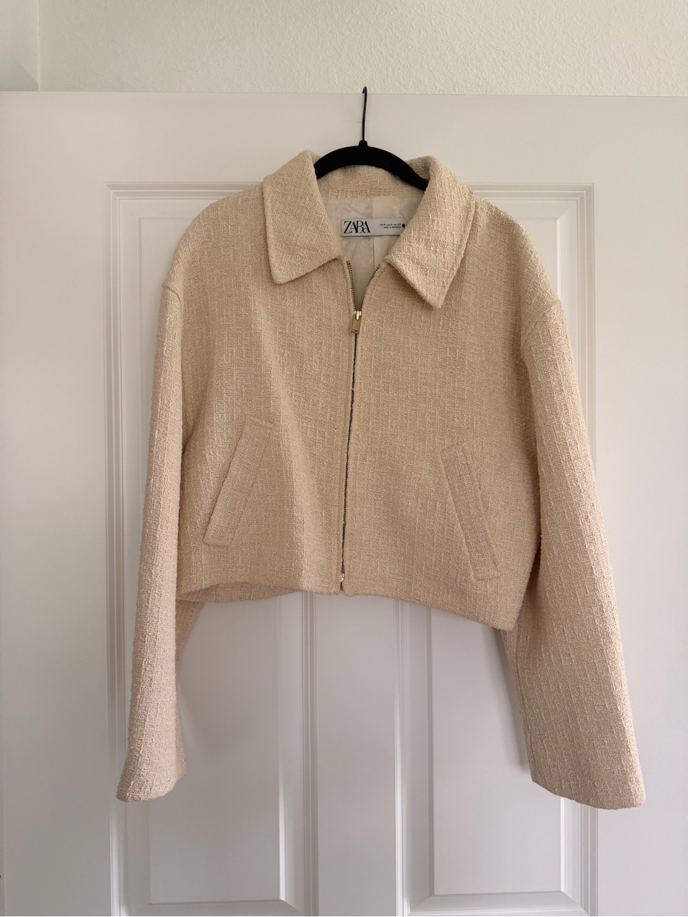 Zara Beige Cropped Bouclé Bomber Jacket